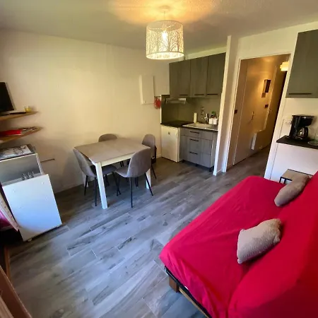 Bel A Chatel, Proche Centre Et Remontees Mecaniques, Avec Balcon Et Parking - Fr-1-693-3