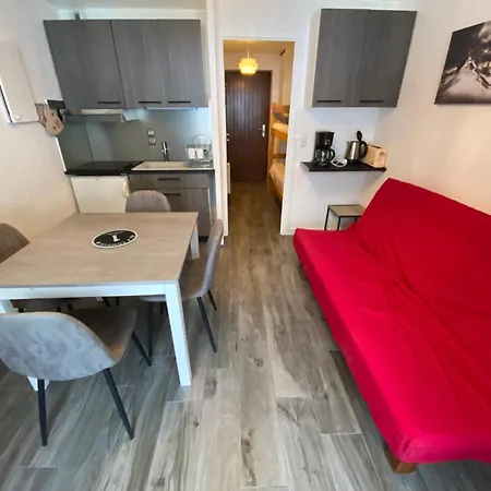 Bel A Chatel, Proche Centre Et Remontees Mecaniques, Avec Balcon Et Parking - Fr-1-693-3